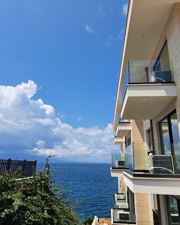 Mamani Apartments Saranda Esterno foto