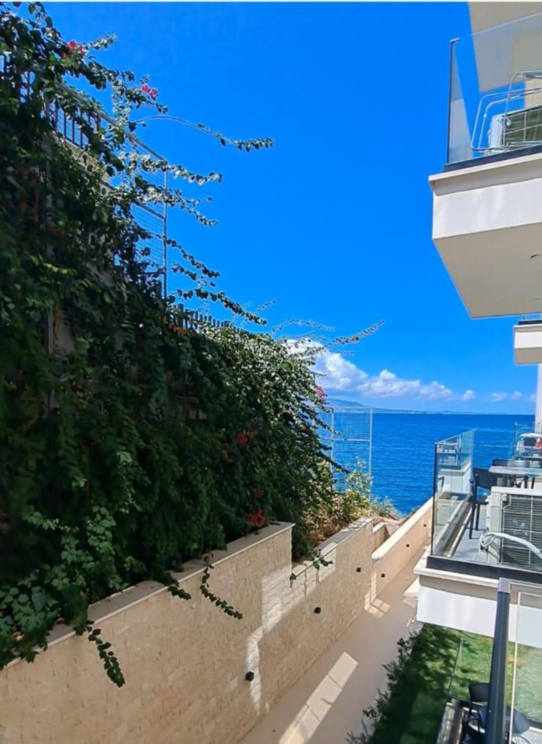 Mamani Apartments Saranda Esterno foto